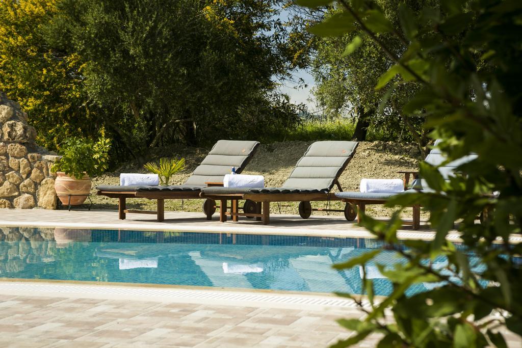 Villa Athinais Lixouri Exterior foto